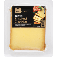 Pams Finest Tahatai Smoked Cheddar Cheese 140g